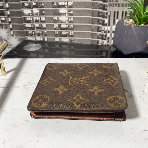Authentic Louis Vuitton Monogram Marco Wallet - Picture 11 of 11